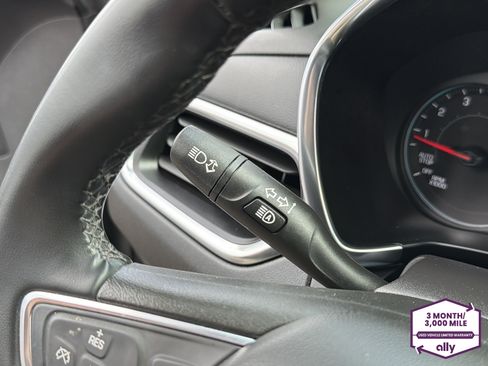 Used 2024 Chevrolet Equinox LT AWD/4WD image 19