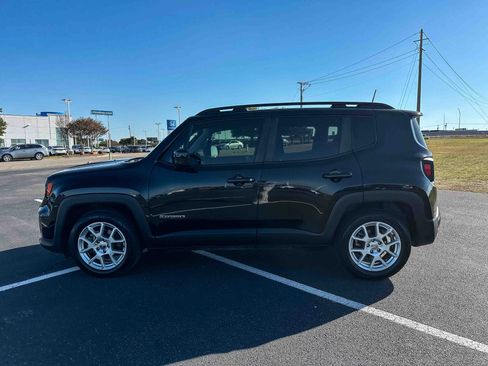 Used 2020 Jeep Renegade Latitude image 9