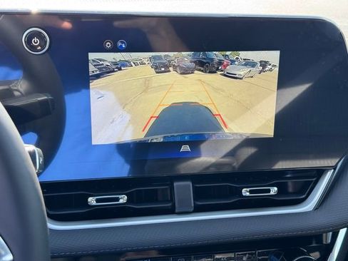 New 2026 Chevrolet Equinox LT image 14