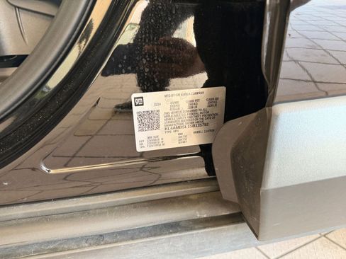 Used 2025 Buick Encore GX Preferred FWD image 28