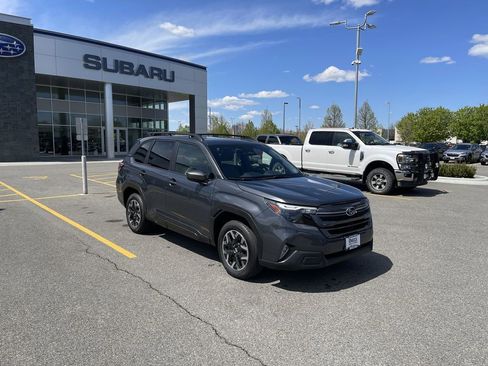 Certified 2025 Subaru Forester Premium AWD/4WD image 2