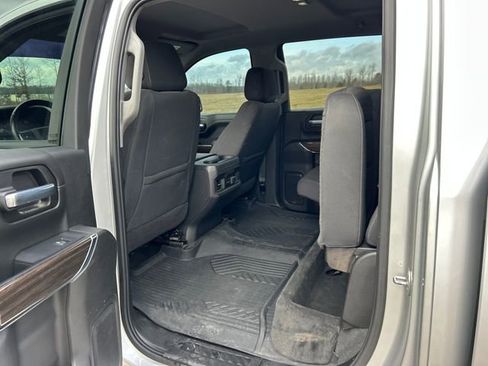 Used 2021 Chevrolet Silverado 1500 LT Trail Boss image 38