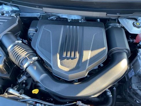 New 2026 Chevrolet Traverse RS w/ LPO, Floor Liner Package FWD image 13