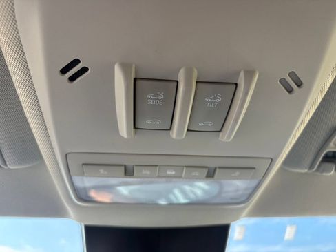 Used 2019 Buick Encore Preferred w/ Safety Package FWD image 21