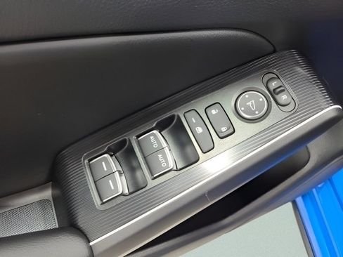 Certified 2025 Honda Civic Sport Touring image 27