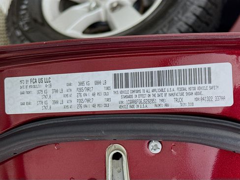 Used 2018 RAM 1500 Express image 38