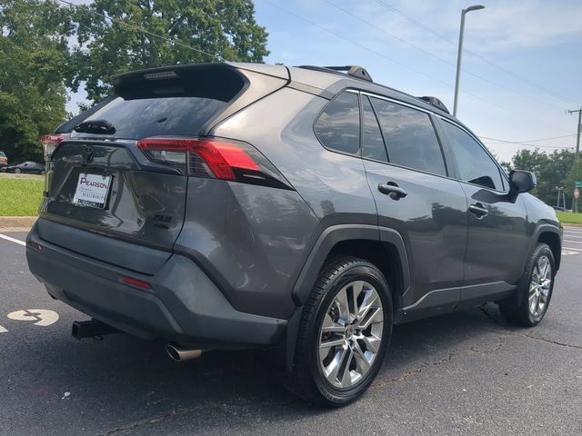 Used 2021 Toyota RAV4 XLE Premium AWD/4WD image 4