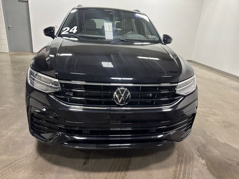 Certified 2024 Volkswagen Tiguan SE R-Line AWD/4WD image 7