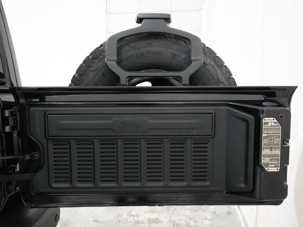 Used 2022 Jeep Wrangler Unlimited Rubicon w/ Xtreme Recon 35" Tire Package AWD/4WD image 36