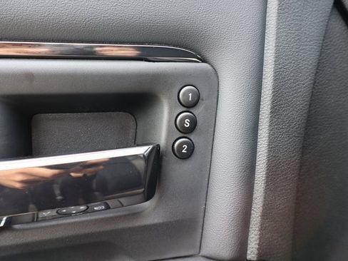 Used 2025 RAM 3500 Limited image 13