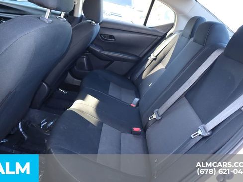 Used 2024 Nissan Sentra SV image 17