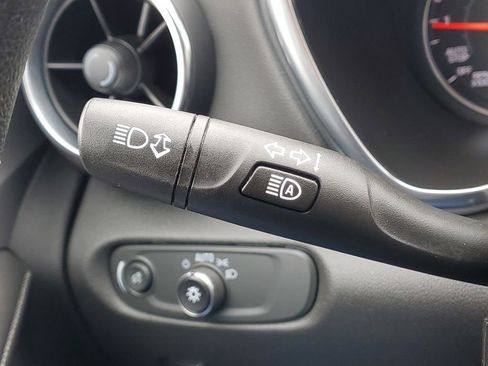 Used 2023 Chevrolet Blazer LT w/ Convenience Package image 11