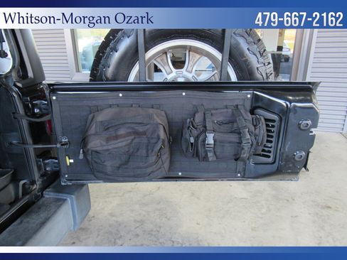 Used 2018 Jeep Wrangler Unlimited Sport w/ Connectivity Group AWD/4WD image 25
