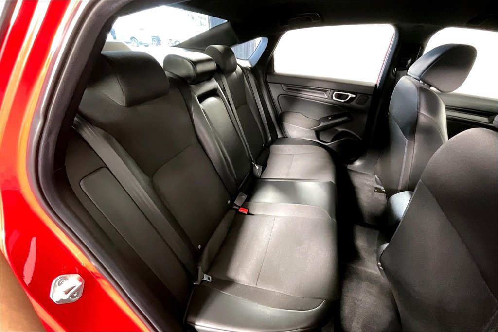Used 2025 Honda Civic Sport image 32