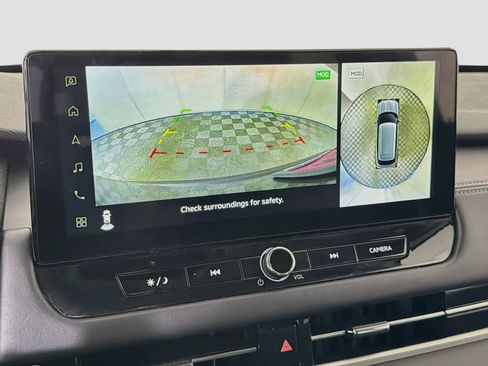 Used 2025 Mitsubishi Outlander SE FWD image 18