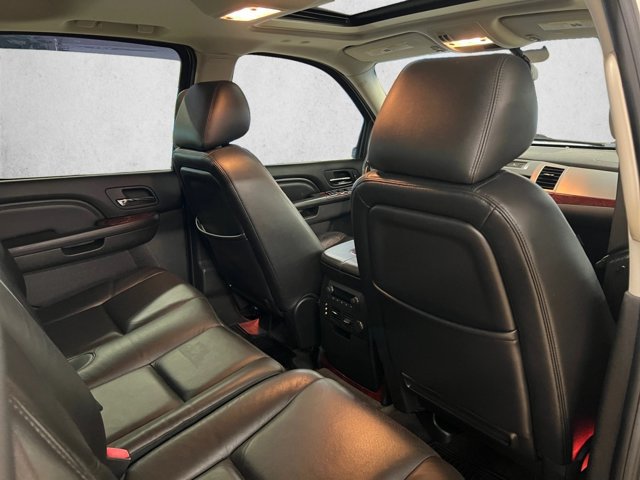 Used 2012 Cadillac Escalade EXT Luxury AWD/4WD image 23