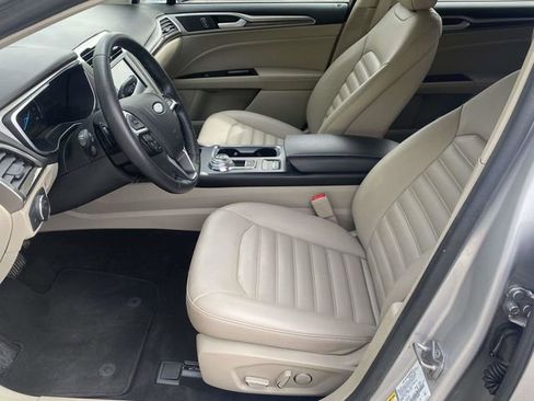 Certified 2019 Ford Fusion SEL image 16