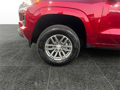 New 2026 Chevrolet Colorado LT image 14