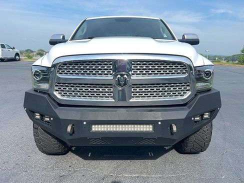 Used 2017 RAM 1500 Laramie w/ Convenience Group AWD/4WD image 2