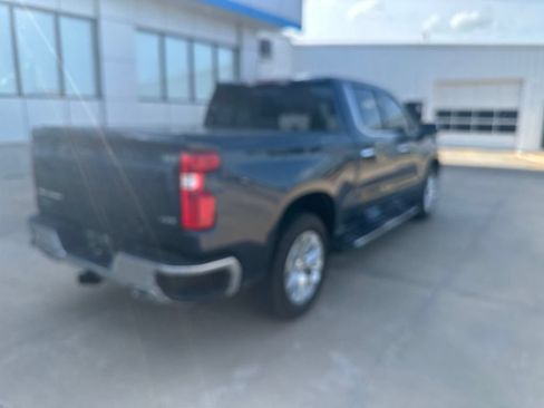 Used 2022 Chevrolet Silverado 1500 LTZ w/ Safety Package II AWD/4WD image 35
