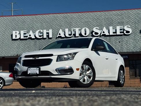 Used 2016 Chevrolet Cruze LS FWD image 1