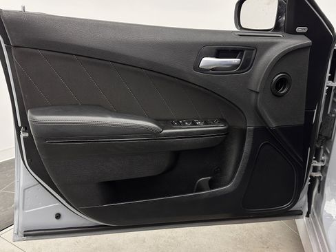 Used 2022 Dodge Charger GT w/ Blacktop Package image 8