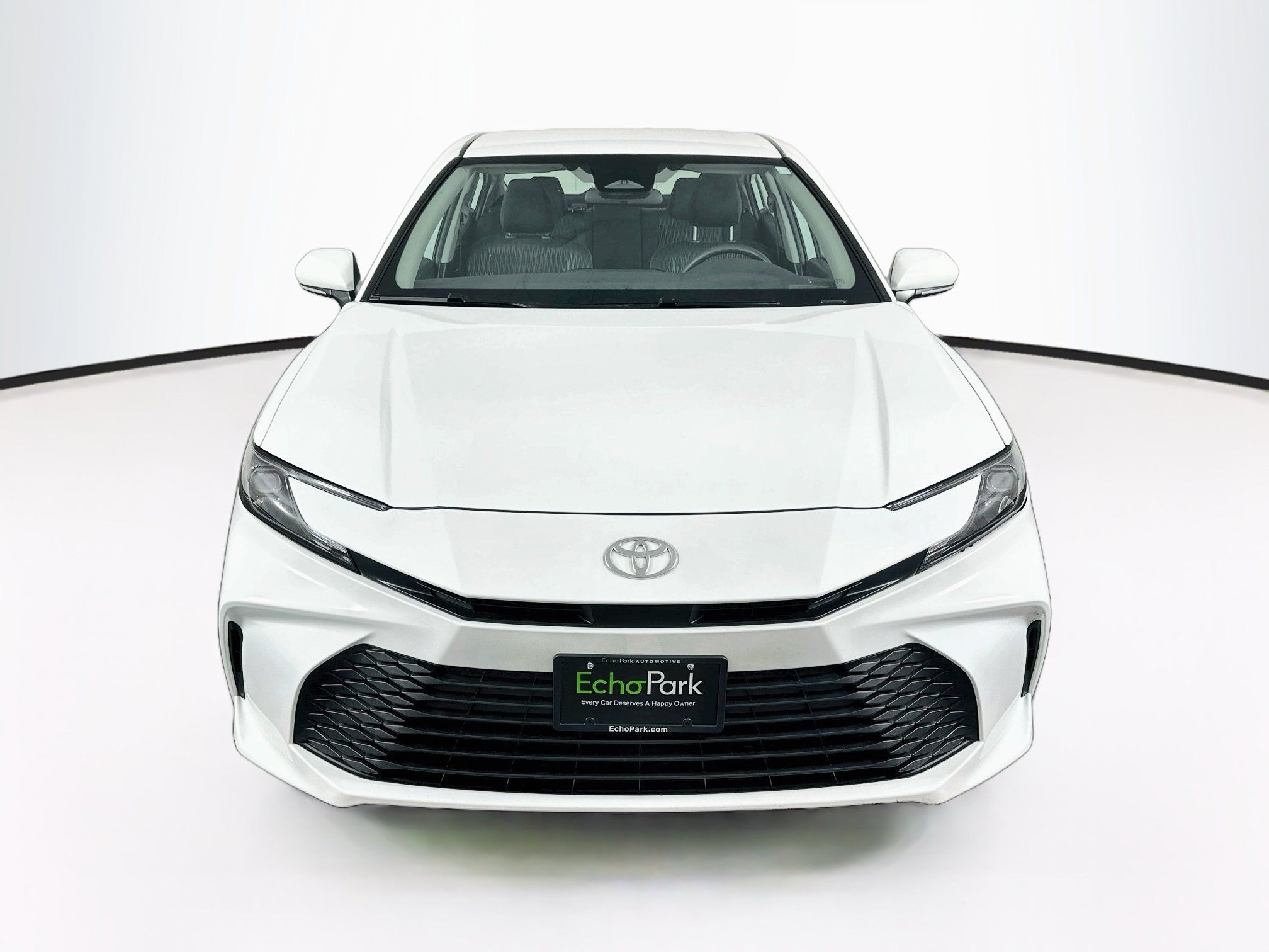 Used 2025 Toyota Camry LE FWD image 2