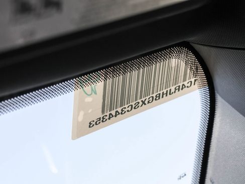 New 2025 Jeep Grand Cherokee Limited w/ Black Appearance Package image 30