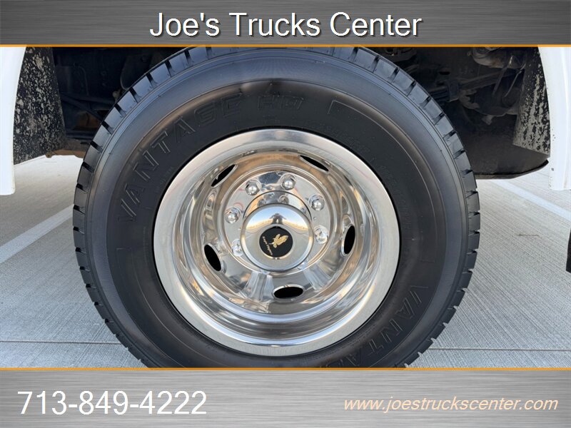 Used 2019 RAM 3500 Tradesman w/ Chrome Appearance Group RWD image 50