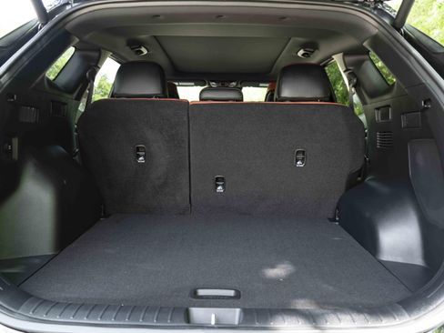 Used 2025 Kia Sportage SX image 42