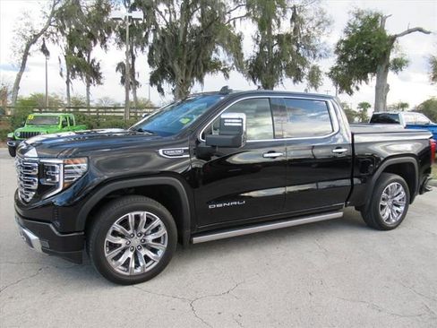 Used 2024 GMC Sierra 1500 Denali w/ Denali Reserve Package image 4