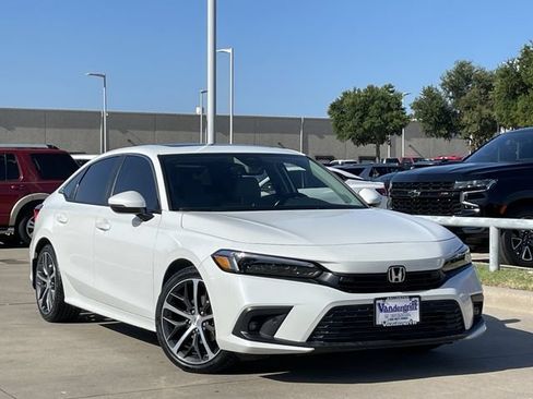 Certified 2022 Honda Civic Touring image 2