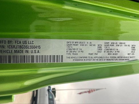 New 2025 Jeep Gladiator Rubicon image 23