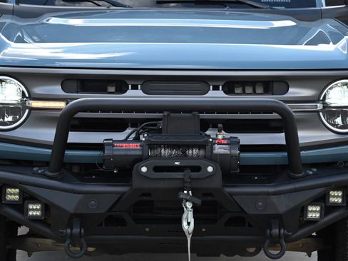 Used 2023 Ford Bronco Big Bend w/ Sasquatch Package AWD/4WD image 12