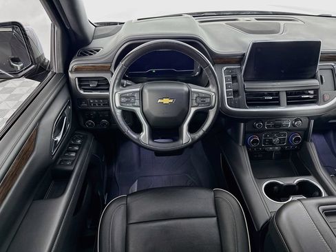 Used 2022 Chevrolet Tahoe Premier AWD/4WD image 24