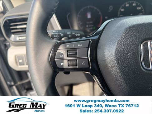 Used 2024 Honda Pilot EX-L image 12