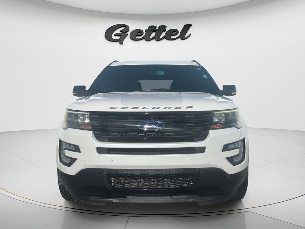 Used 2017 Ford Explorer Sport AWD/4WD image 2