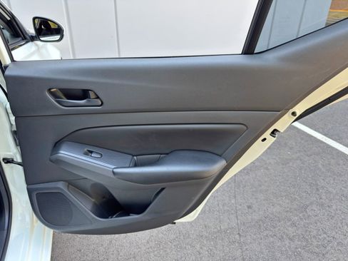 Used 2023 Nissan Altima 2.5 S FWD image 37