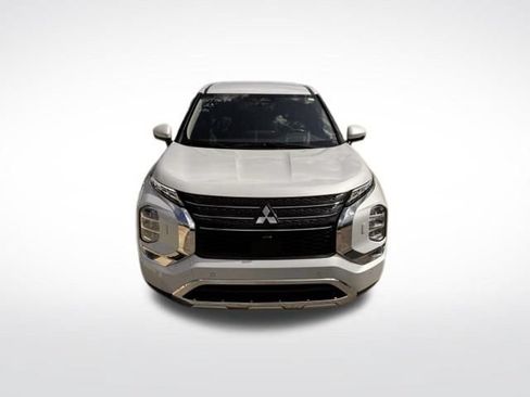 Used 2023 Mitsubishi Outlander SE AWD/4WD image 8