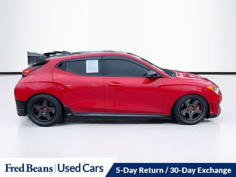 Used 2022 Hyundai Veloster N image 9