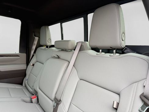 New 2026 GMC Sierra 2500 SLT w/ SLT Premium Package AWD/4WD image 37