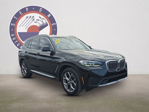 Used 2022 BMW X3 xDrive30i w/ Premium Package 2 AWD/4WD image 2