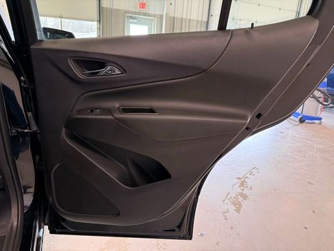 Used 2024 Chevrolet Equinox LT AWD/4WD image 23