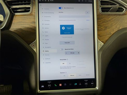 Used 2017 Tesla Model X 100D image 42