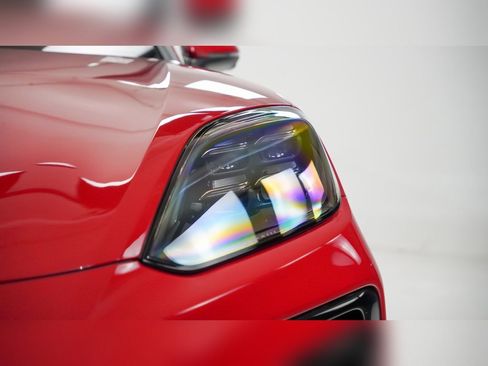 Certified 2025 Porsche Cayenne image 7