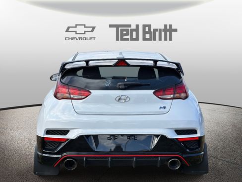 Used 2020 Hyundai Veloster N w/ Performance Package image 5