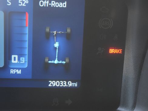 Certified 2024 Ford Bronco Badlands AWD/4WD image 11