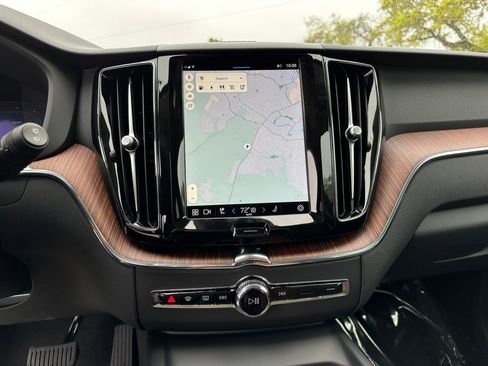 Certified 2024 Volvo XC60 T8 Plus w/ Protection Package Premier image 11