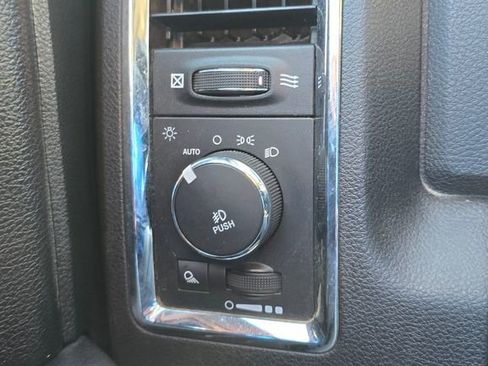 Used 2016 RAM 1500 Laramie w/ Convenience Group AWD/4WD image 15