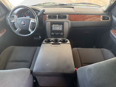 Used 2009 GMC Yukon SLE w/ Convenience Package RWD image 13